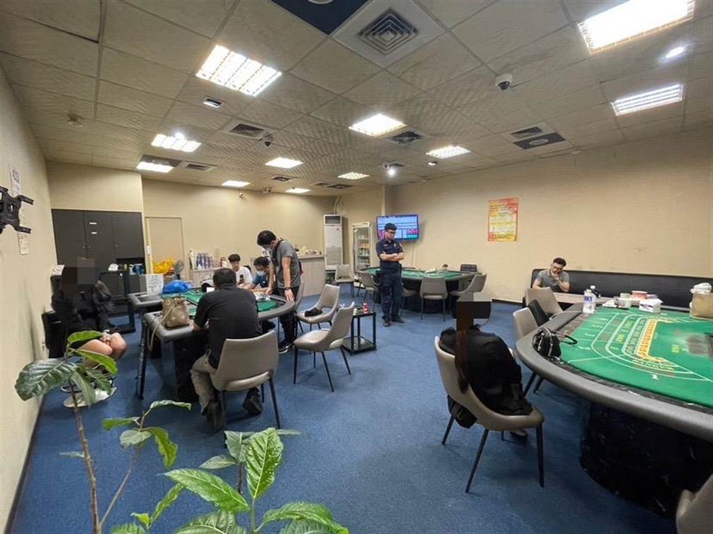 PLAY948-博彩快訊-桌遊競技場暗藏非法賭博 年輕美女荷官還跟賭客對賭