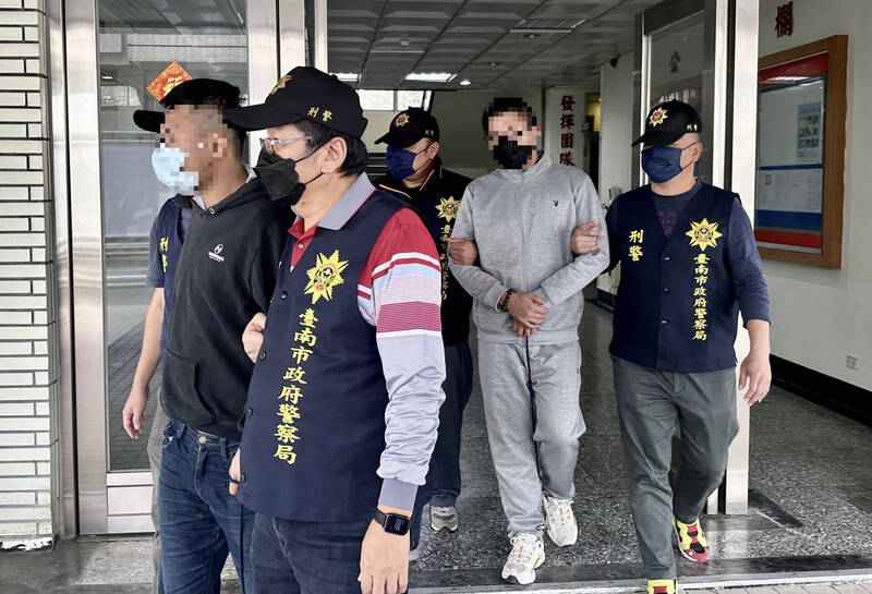 UBO8-国际新闻-投資被騙80萬 台南小資女反擊成功讓2車手落網收押