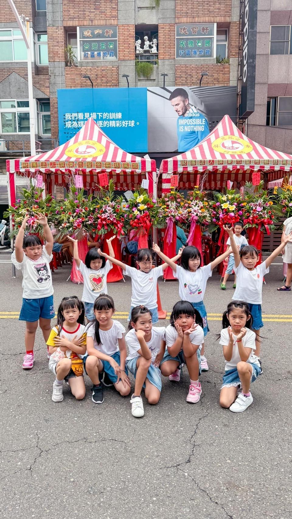 通博娛樂城-線上娛樂-關公聽嘸韓文！幼兒園女團嗨跳韓團金曲...突遭「佛經插播」傻住